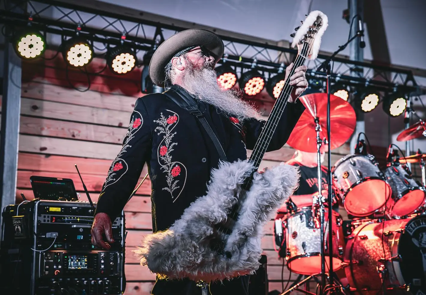 Ron Schneider — Bass, Eliminator